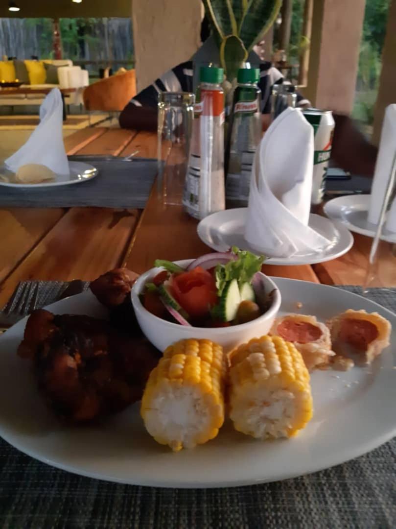 Xhabe Safari Lodge Chobe Muchenje Εξωτερικό φωτογραφία